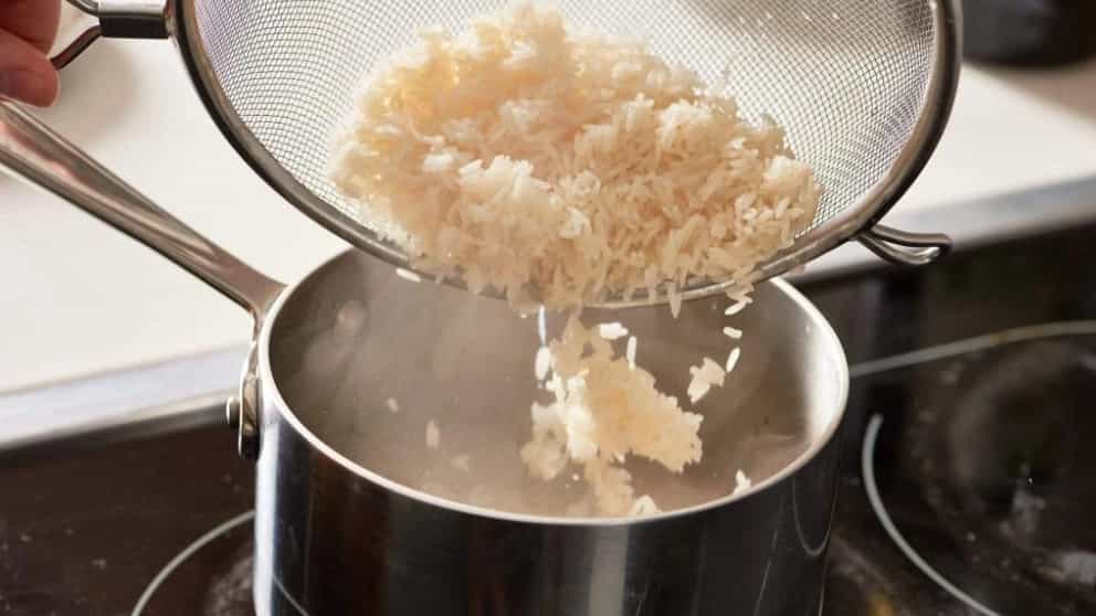 How to prepare simple rice in 4 ways
